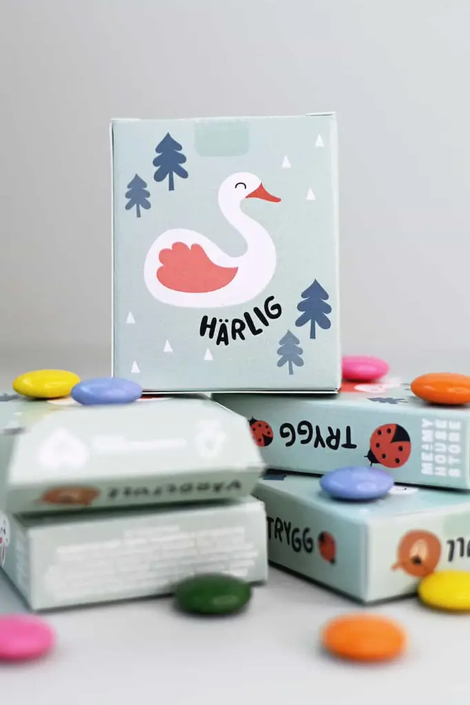 Tablettask med skogens djur4.webp