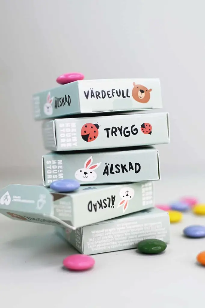 Tablettask med skogens djur3.webp