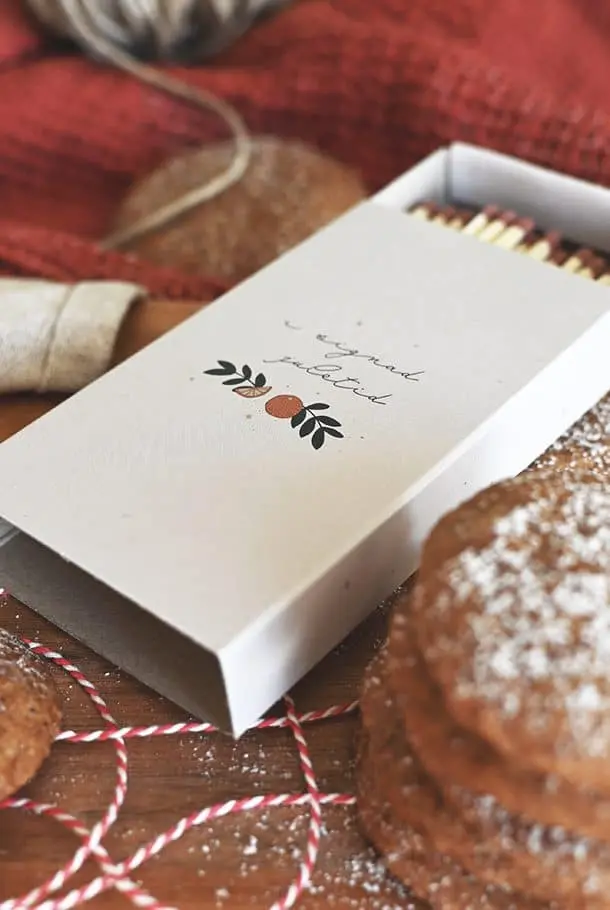 Stor tändsticksask I signad juletid2.webp